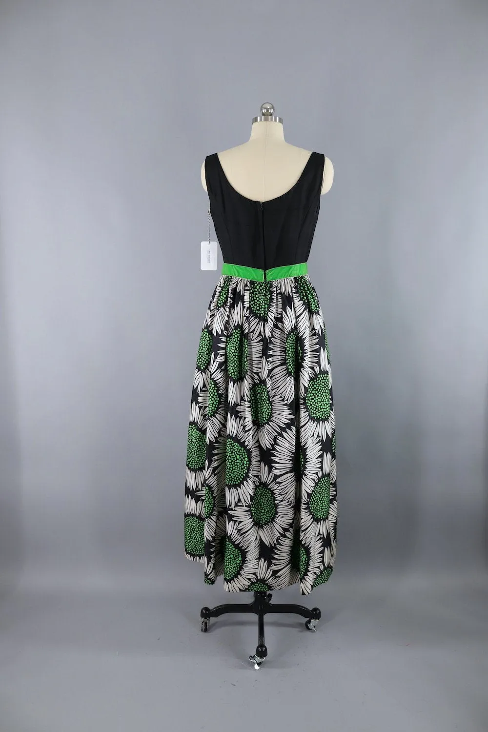 1960s Vintage Maxi Dress / Black & Green Sunflower Floral Print