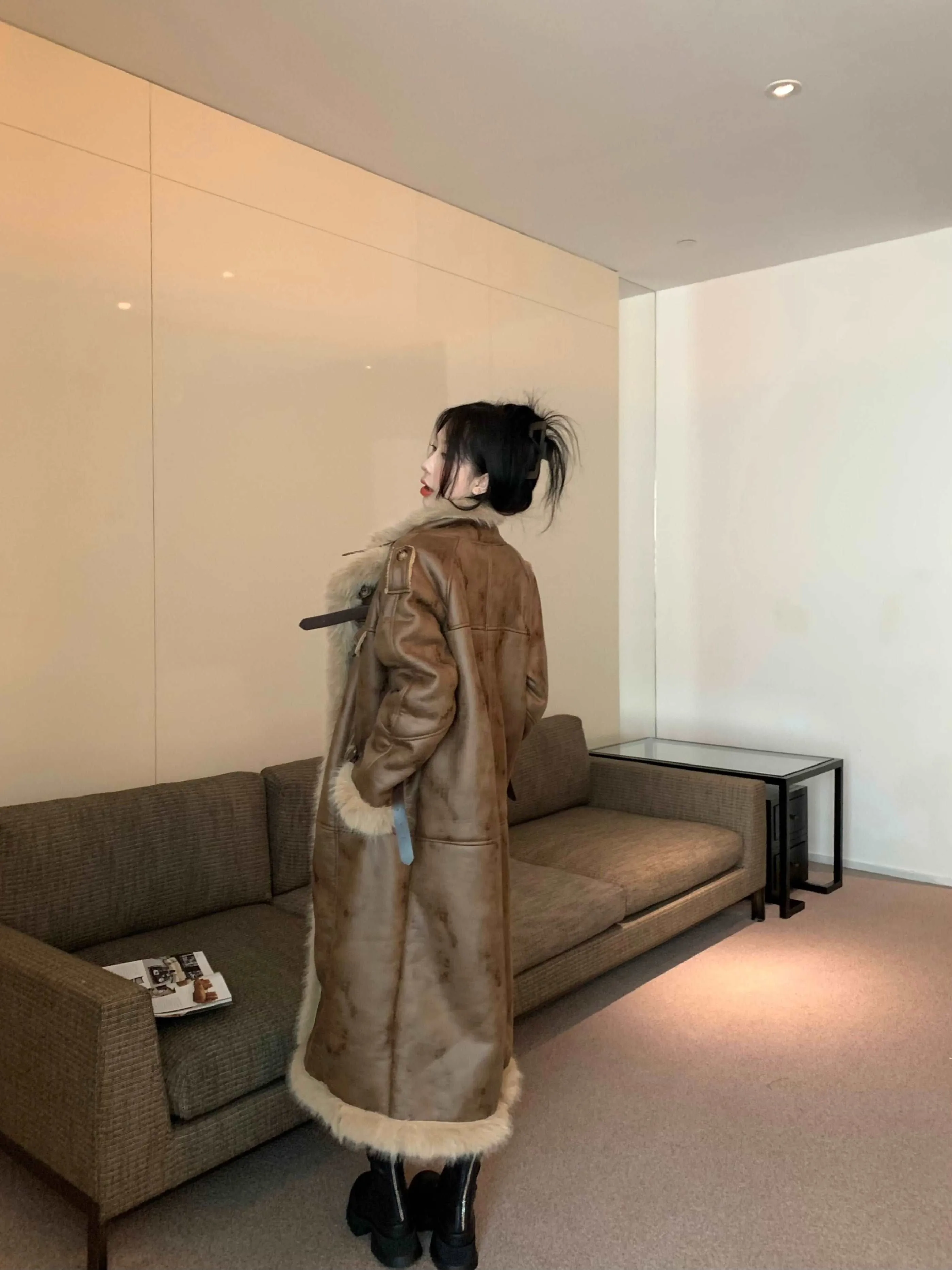 Brown Winter Velvet Faux Fur Collar Mid-length Long Woolen Coat