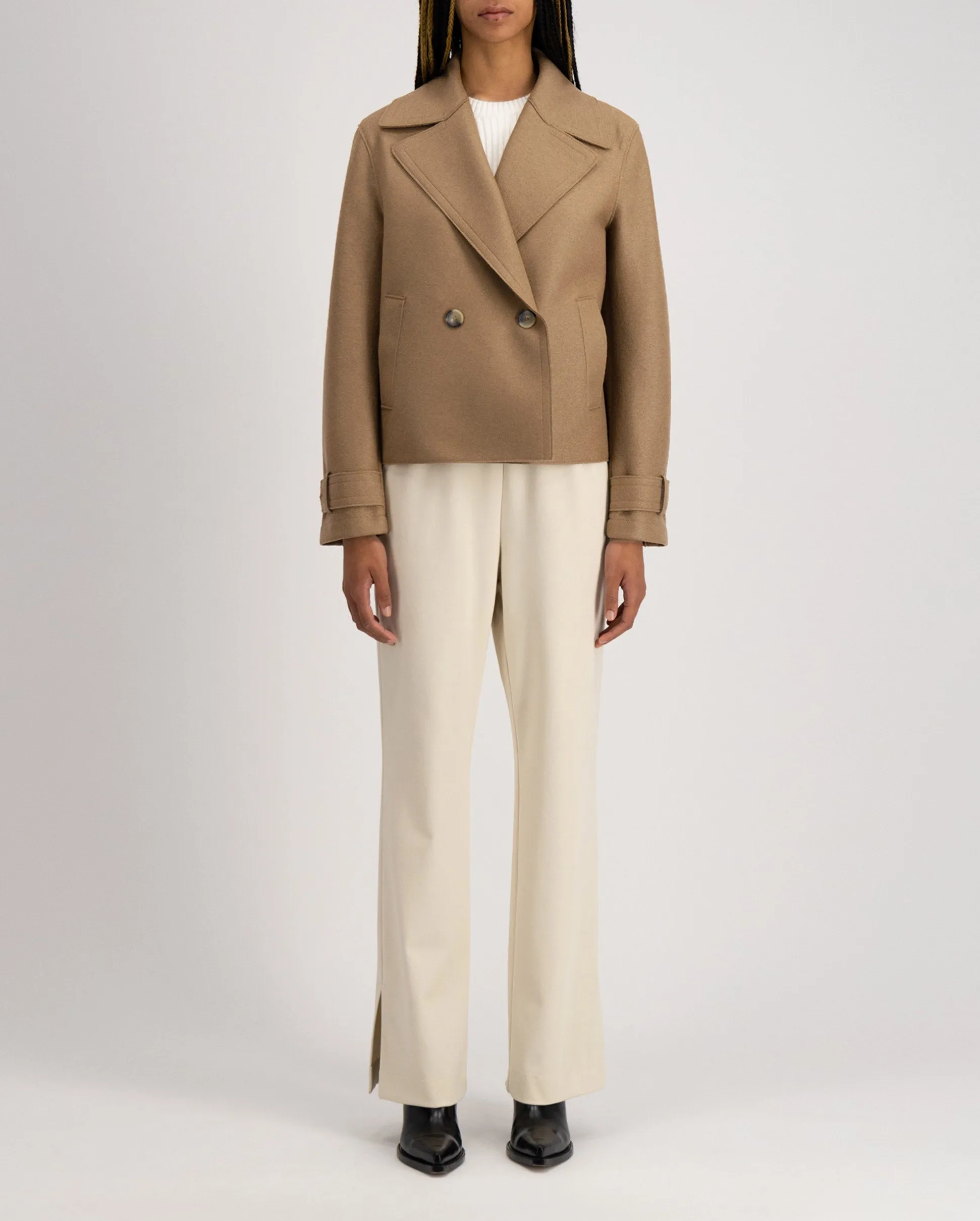 CROPPED PRESSED WOOL PEACOAT / TAN