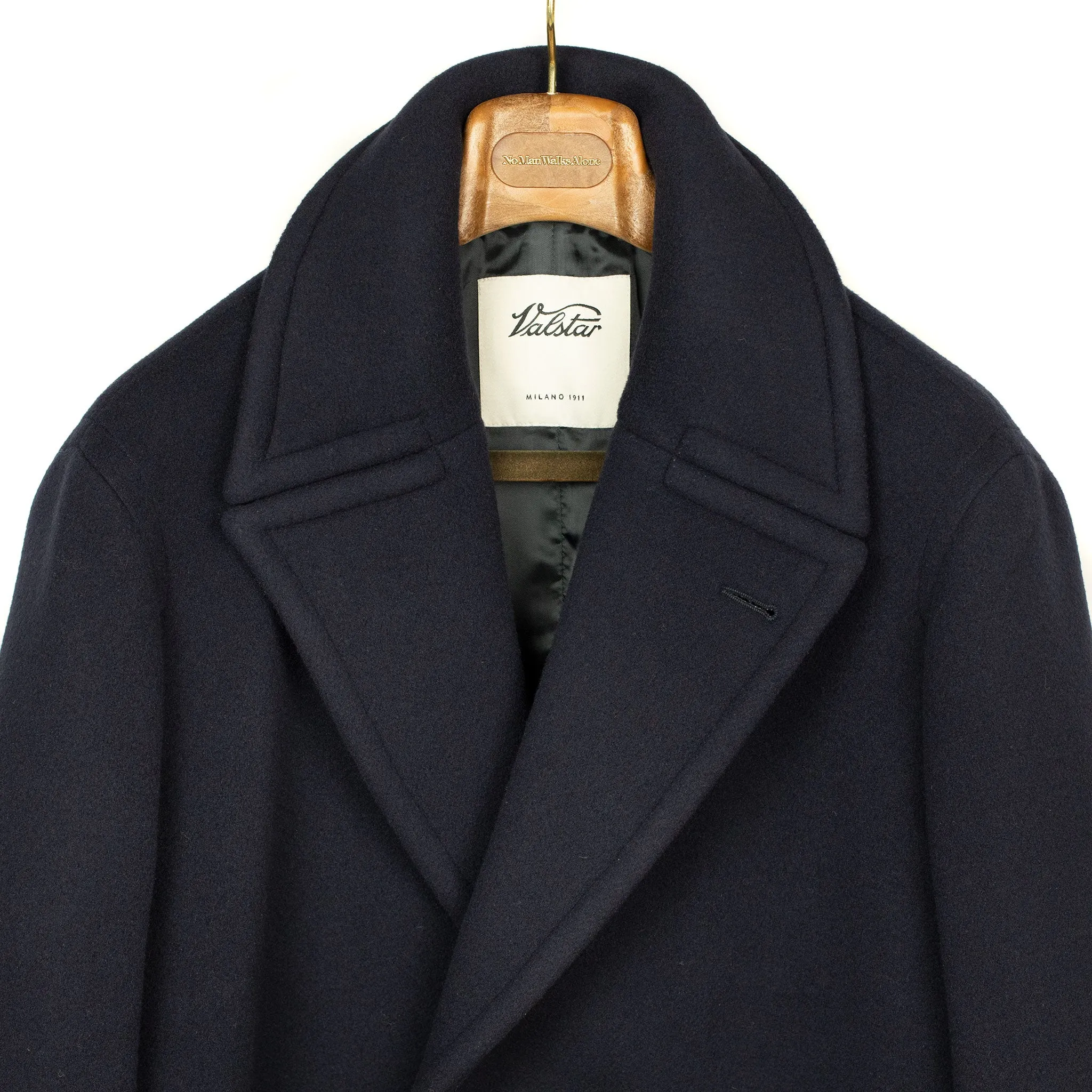 Double-breasted bridge coat in navy wool/cashmere felt