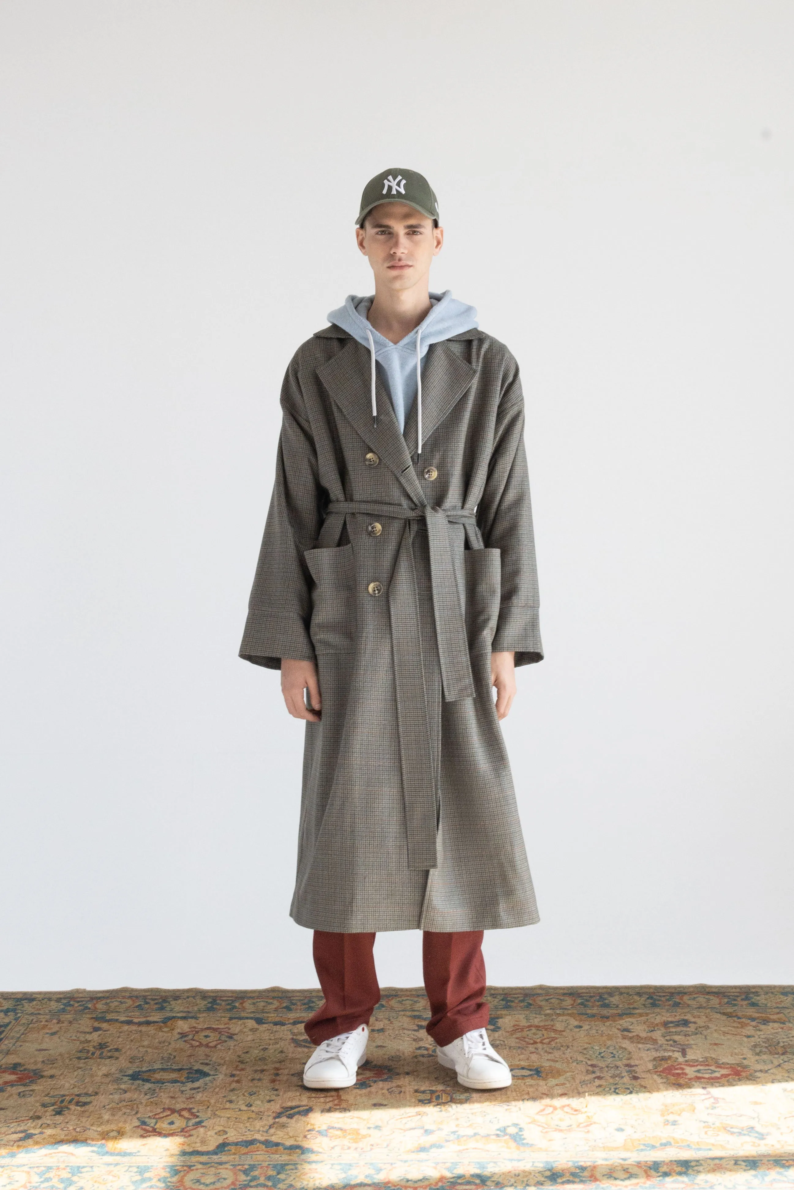 DOUBLE-BREASTED CASHMERE MERINO WOOL TRENCH COAT