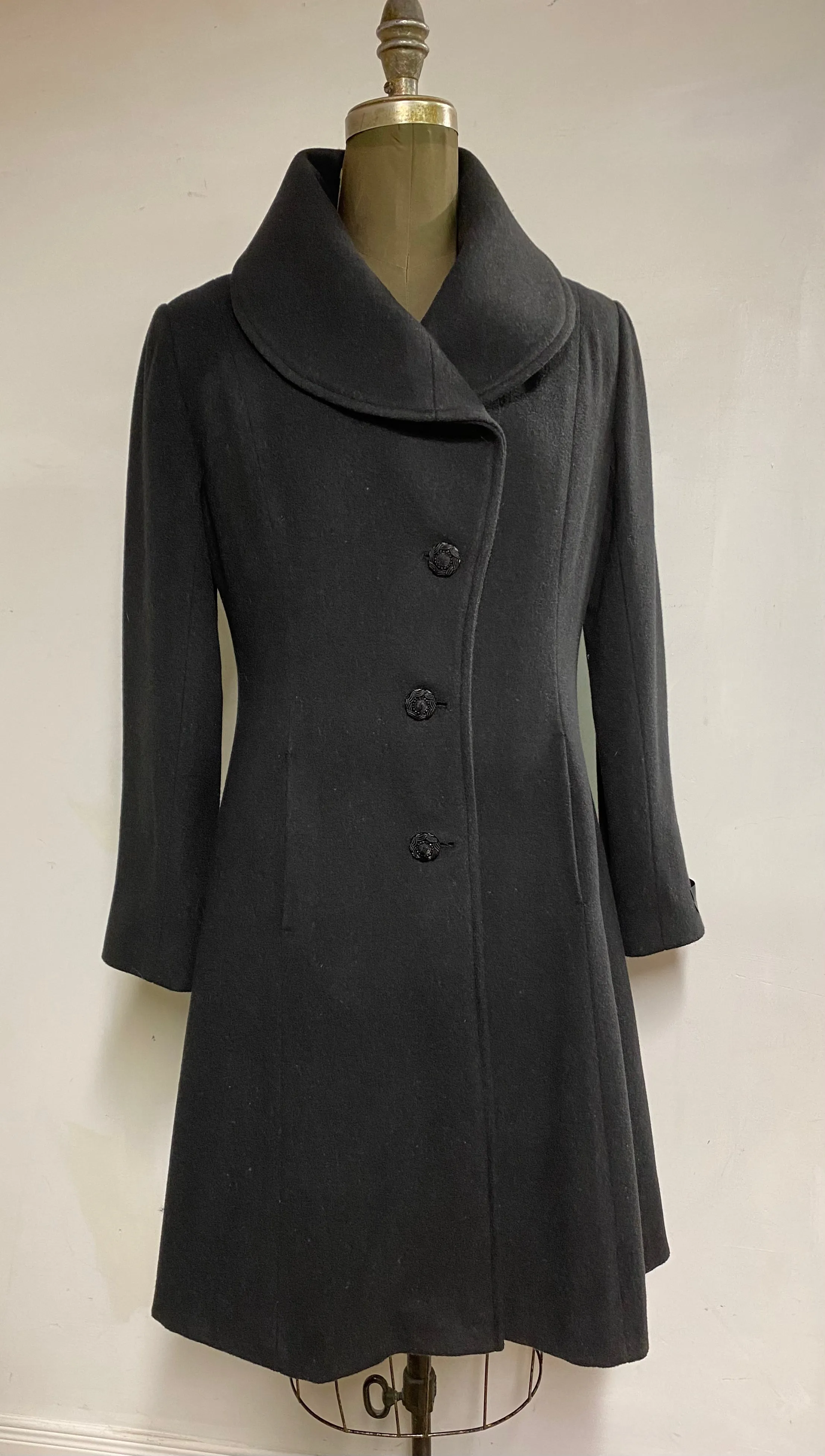 Elisabeth Fit & Flair Coat- Cashmere & Wool Blend