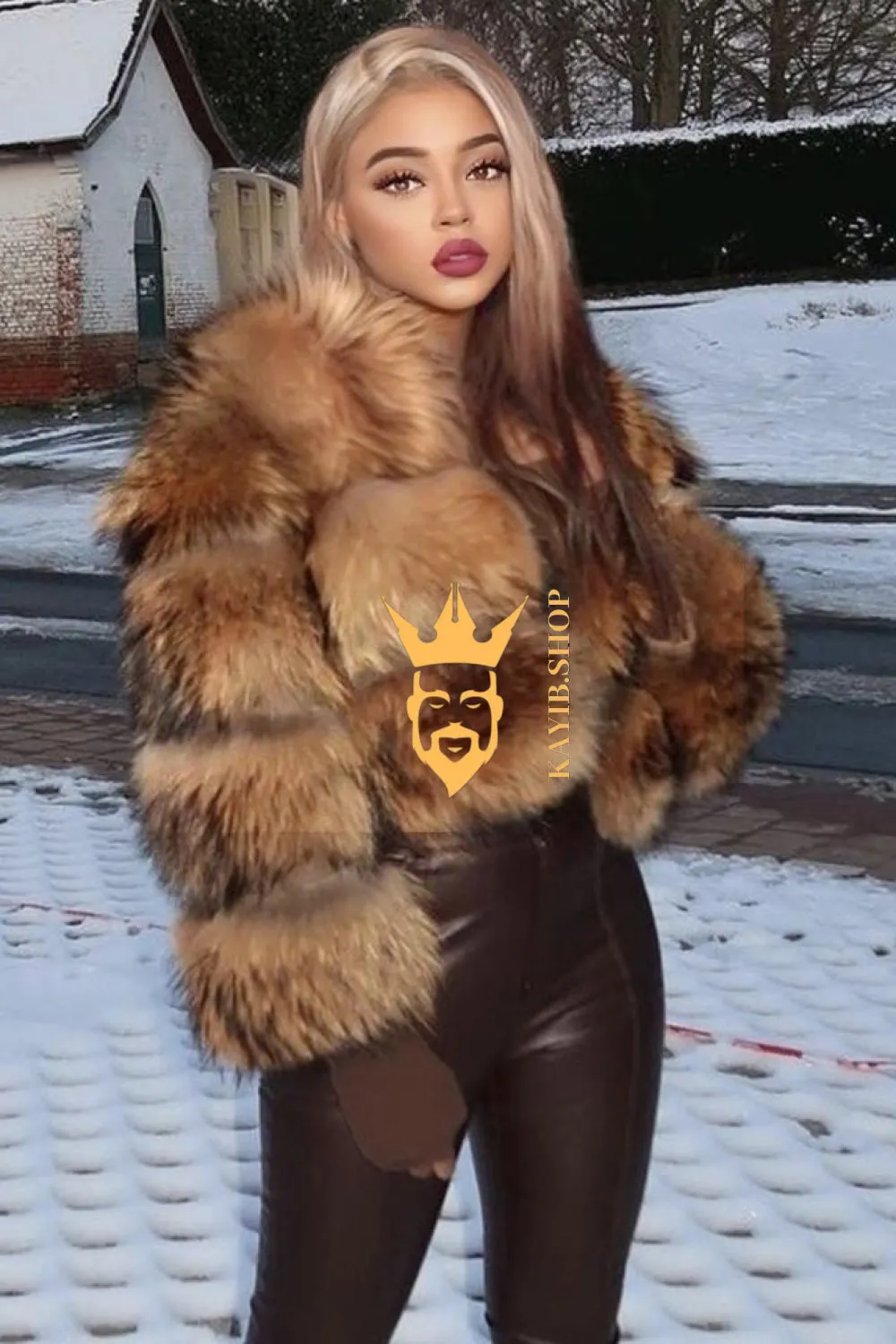 Ladies Designer Winter Coat - Stay Warm and Luxurious in Soft Fox Fur