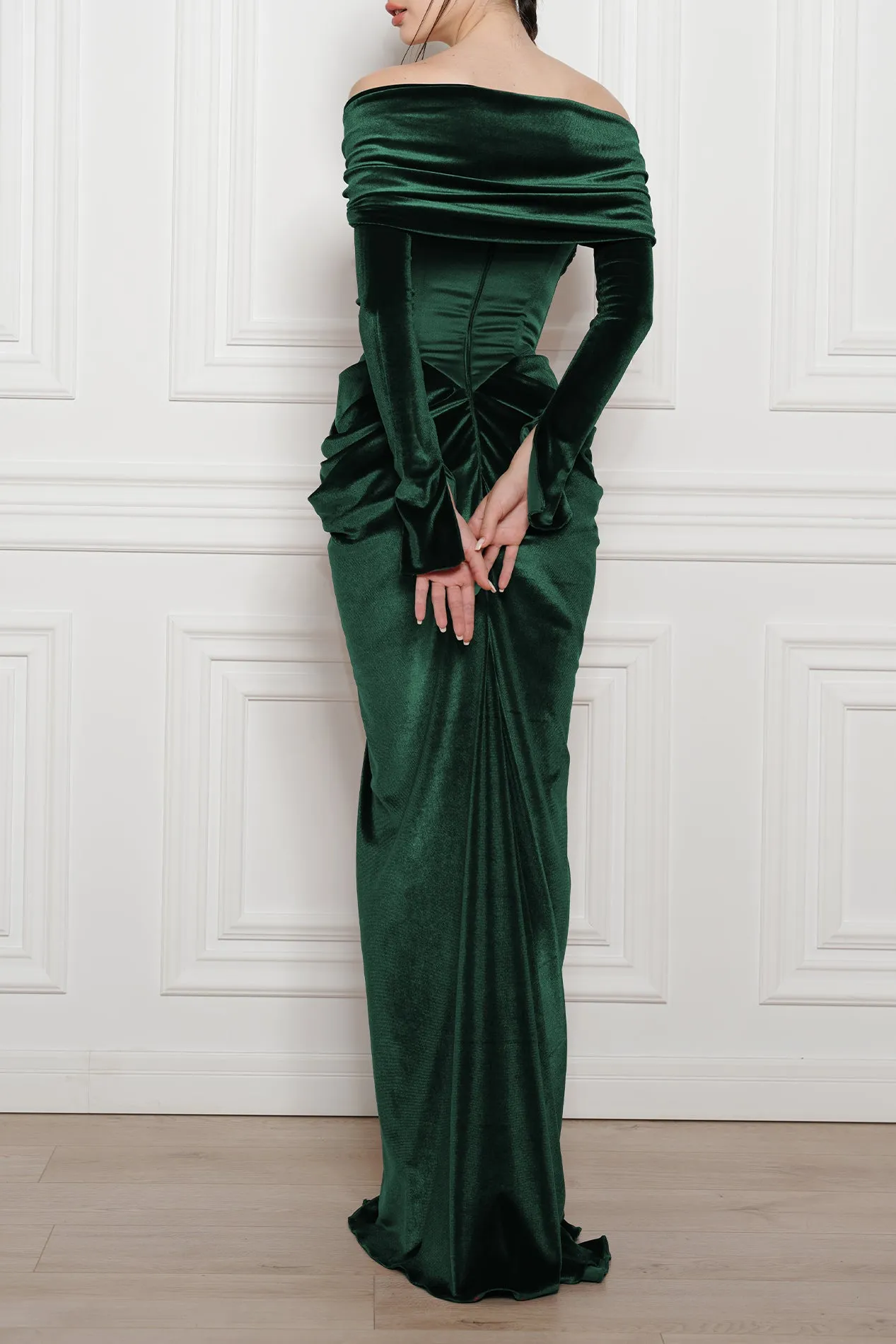 Quinn Dark Green Long Velvet Gown