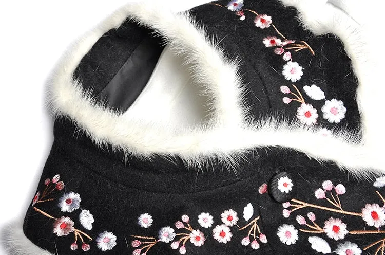 Rabbit fur Embroidery Elegant Woolen Overcoat