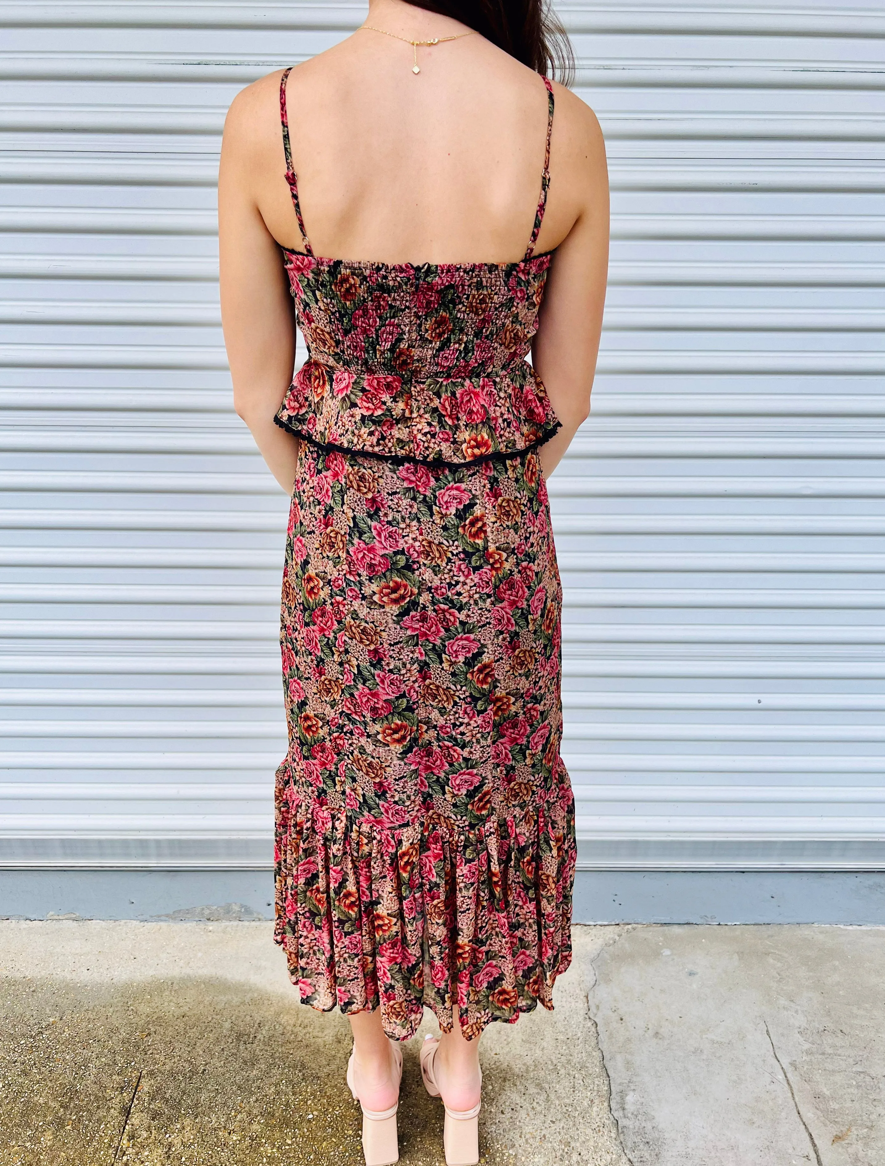 VINTAGE FLAIR ROSE RUFFLED MAXI DRESS