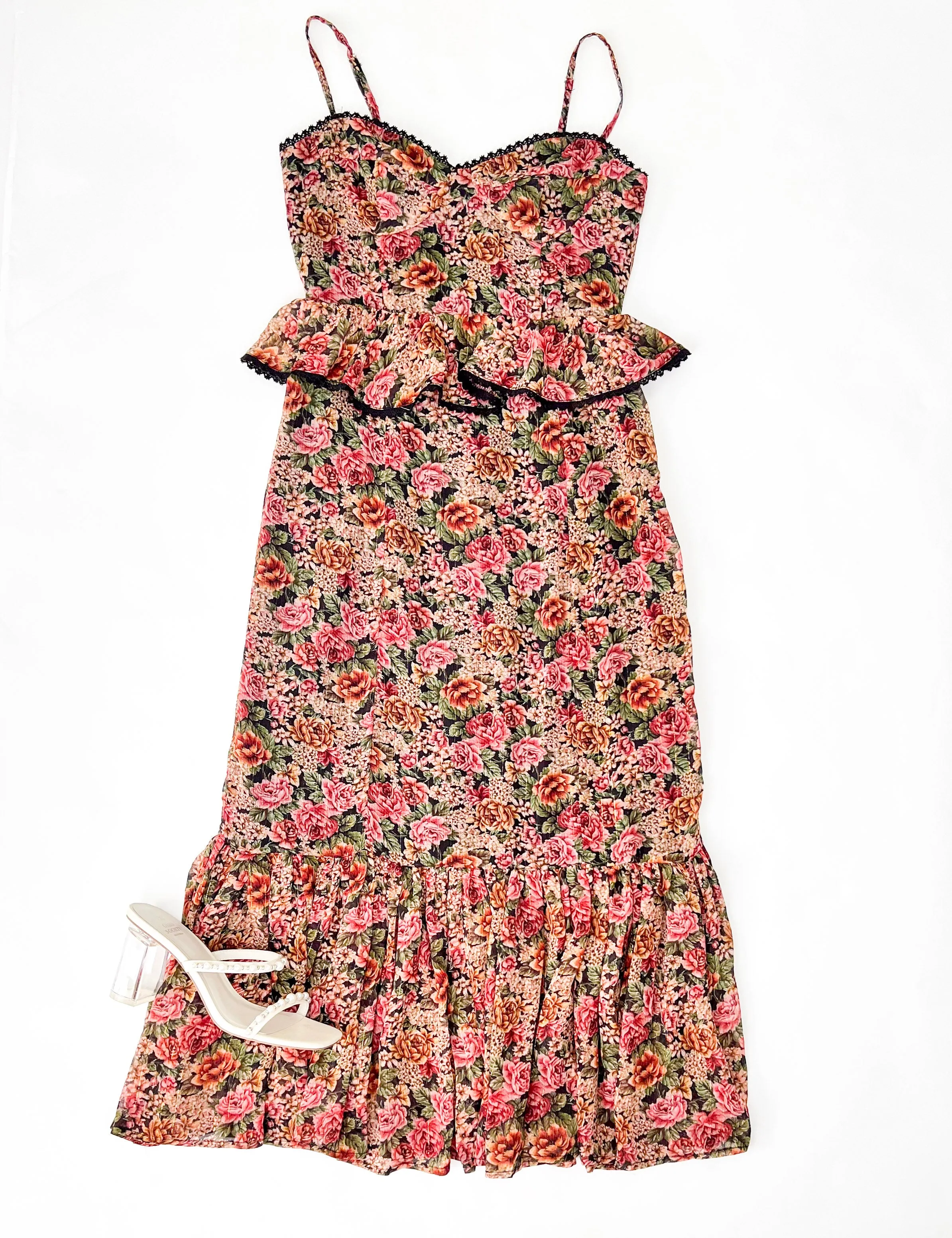 VINTAGE FLAIR ROSE RUFFLED MAXI DRESS