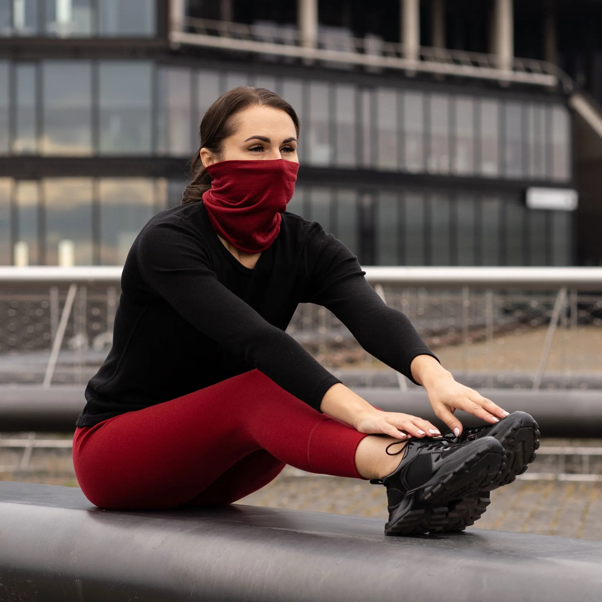 Women's Merino Neck Gaiter Royal Cherry / Red